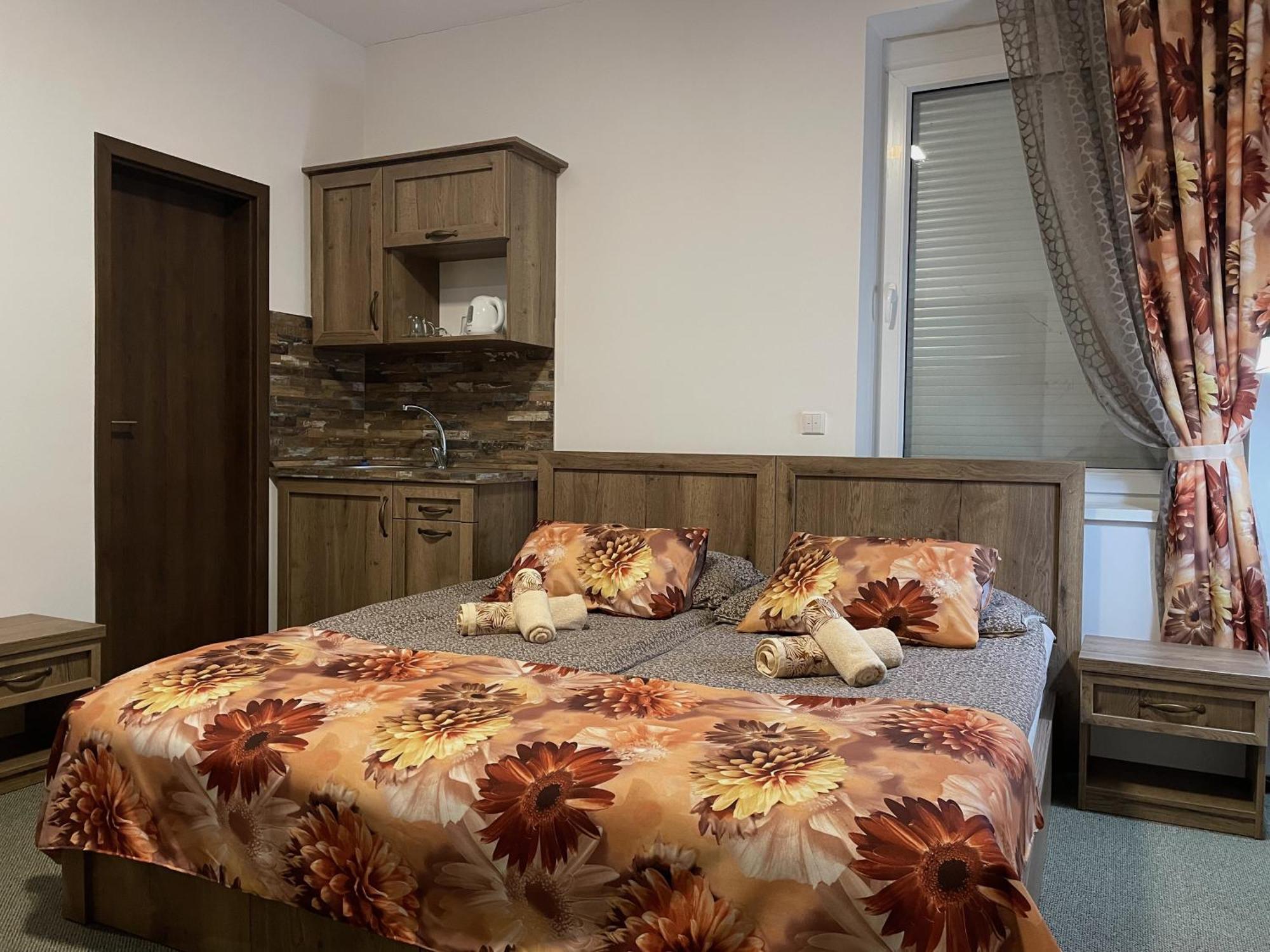 Hotel Herman Rychnov nad Kneznou Bagian luar foto